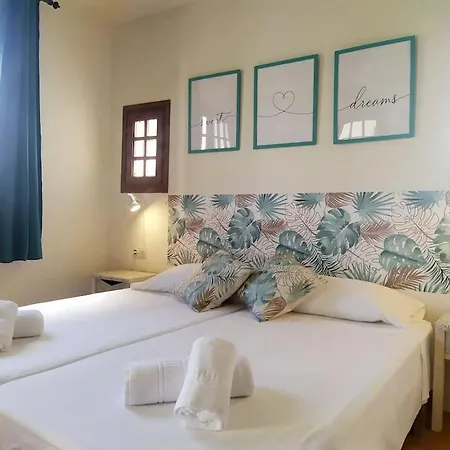 Cheap & Chic: En De 2