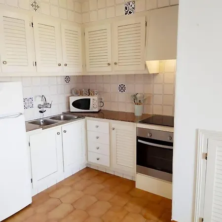 Cheap & Chic: En De 2 Appartamento