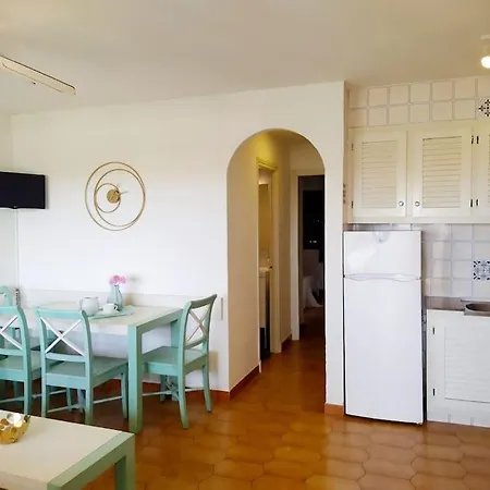 Cheap & Chic: En De 2 *