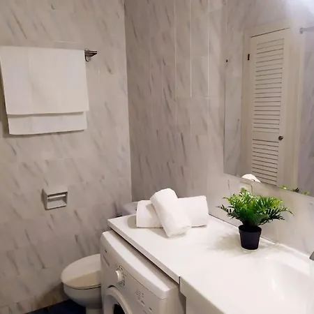 Cheap & Chic: En De 2 Appartement Son Bou