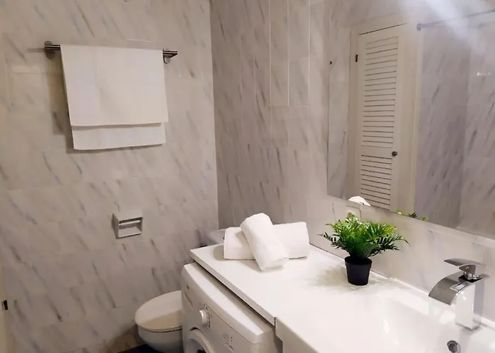 Cheap & Chic: En De 2 Appartement Son Bou