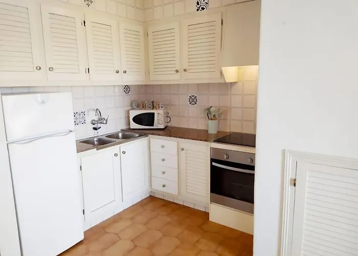 Cheap & Chic: En De 2 Appartement